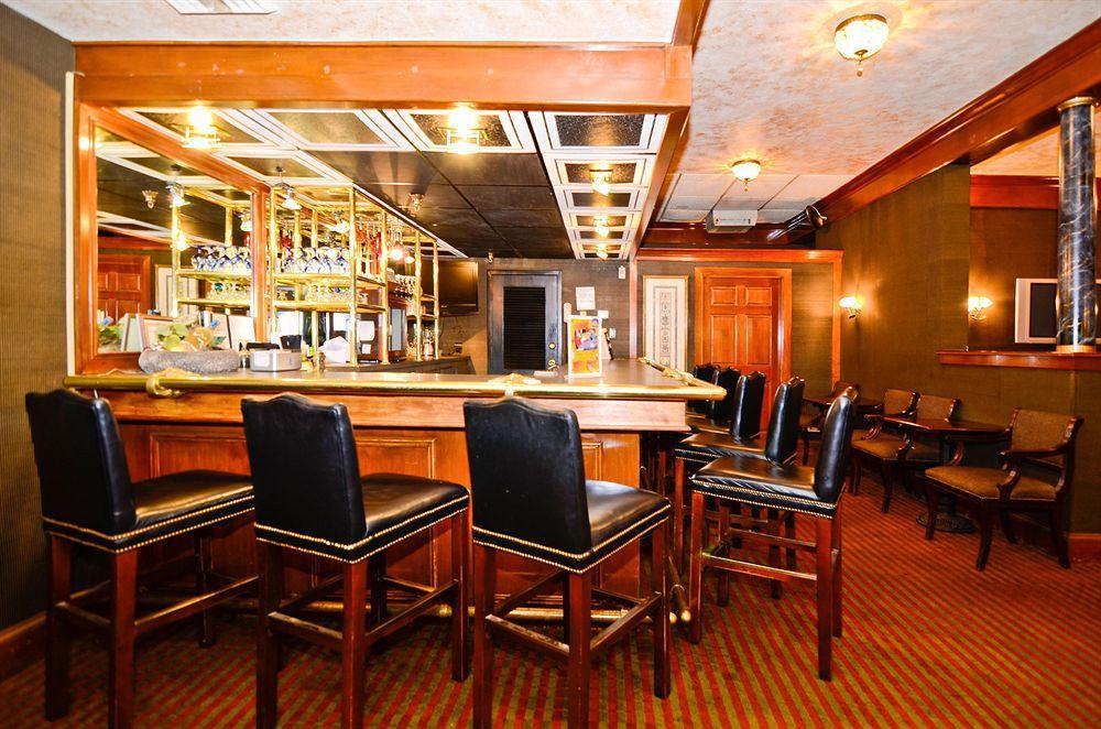 Holiday Inn Express & Suites - Shreveport - Downtown, An Ihg Hotel Restaurant photo
